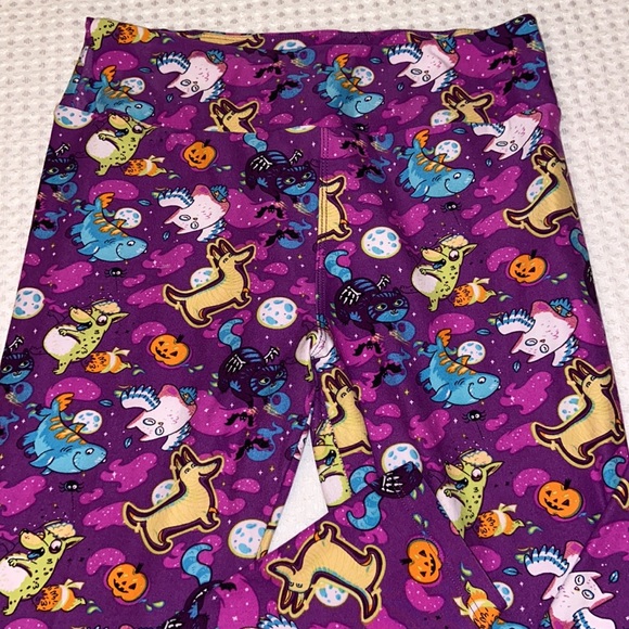 LULAROE Purple HALLOWEEN Monsters OS One Size Leggings Purple Pink Yellow Green - Picture 5 of 8